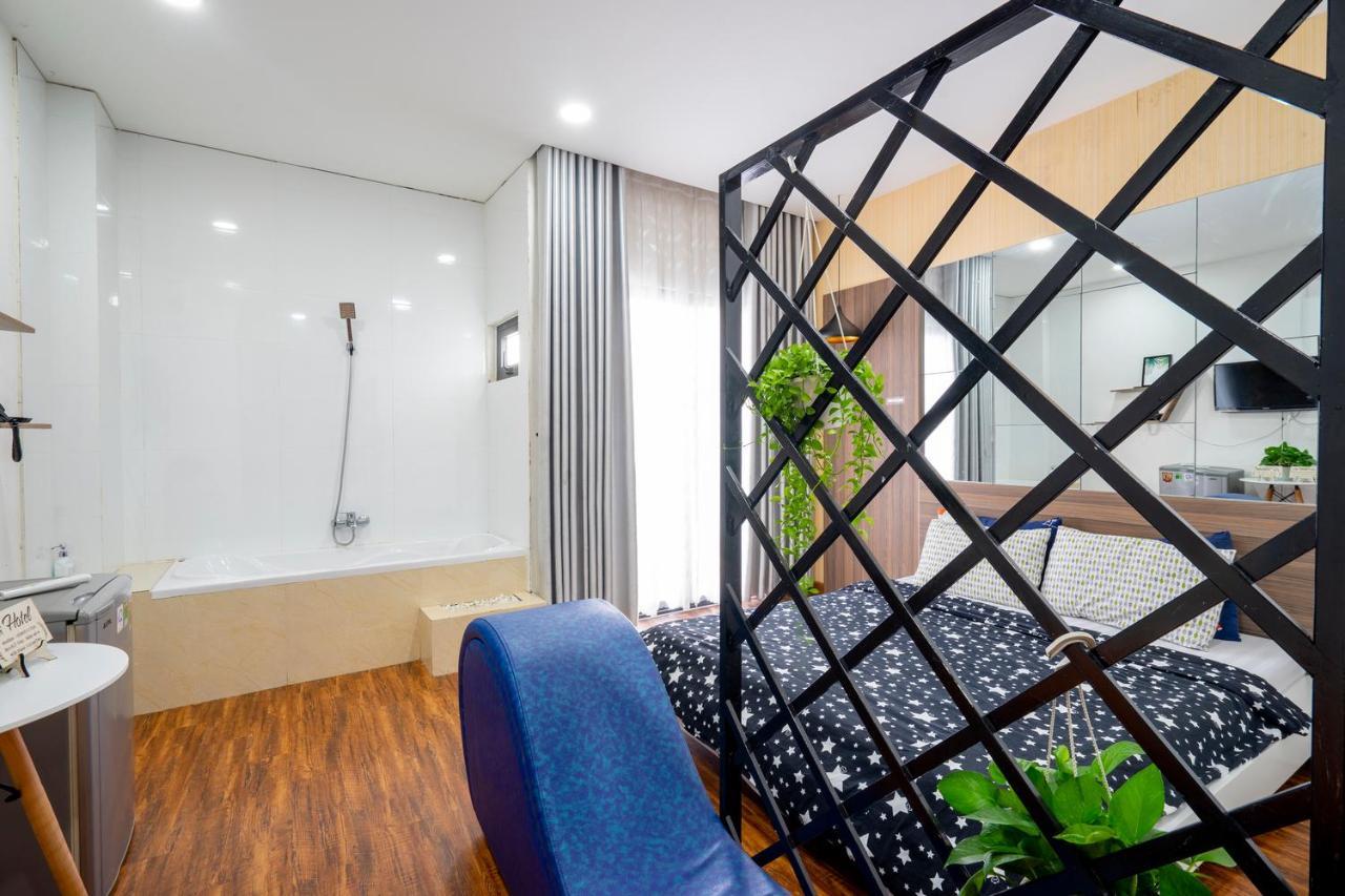 La Hotel Ho Chi Minh City Exterior photo